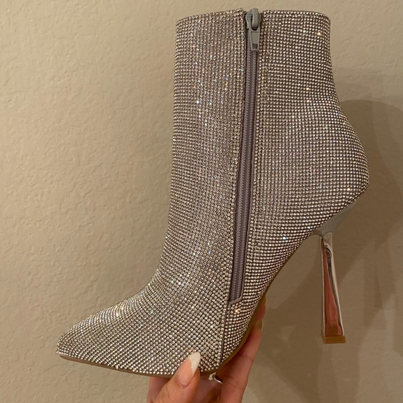 BRAND NEW: Madden Girl Rhinestone Boots - Picture 6 of 6